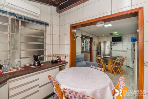 Image 31 - 208325