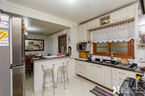 Image 32 - 208600