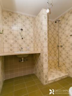 Image 38 - 209123