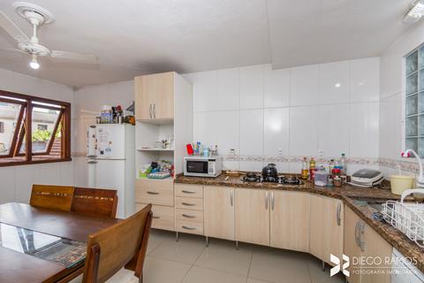 Image 35 - 209937