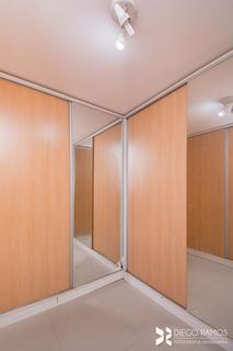 Image 33 - 209937