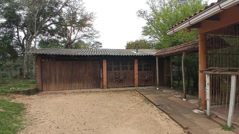 Image 21 - 210012