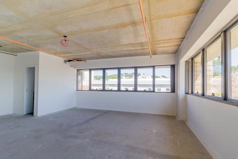 Image 39 - 210143