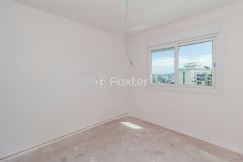 Image 32 - 210155