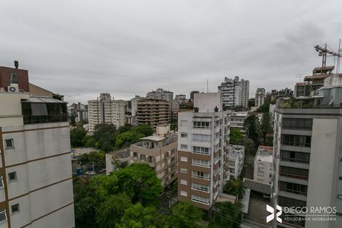 Image 23 - 210298