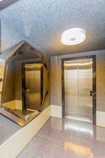 Image 13 - 210365