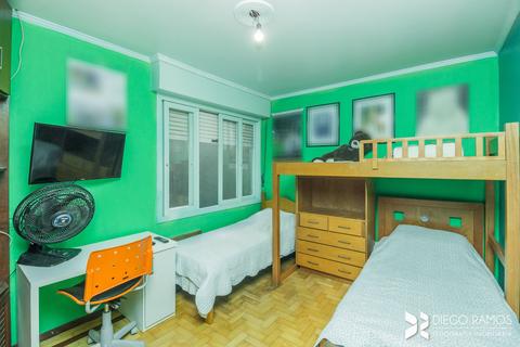Image 39 - 211402