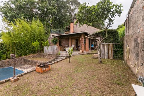 Image 30 - 211592