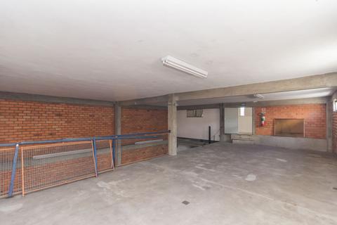 Image 36 - 212432