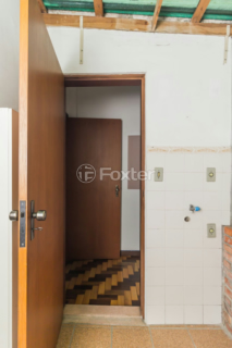 Image 30 - 212747