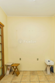 Image 33 - 212747