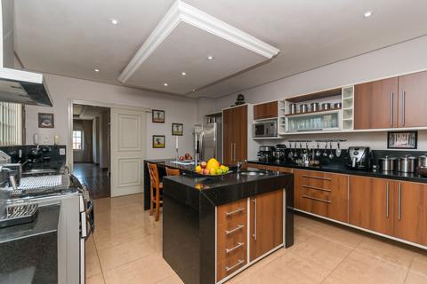 Image 37 - 213164