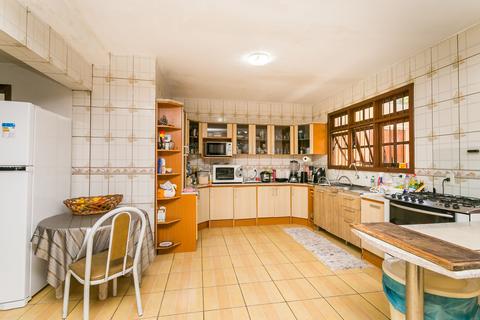 Image 25 - 213905
