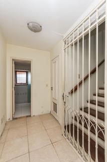 Image 31 - 214205