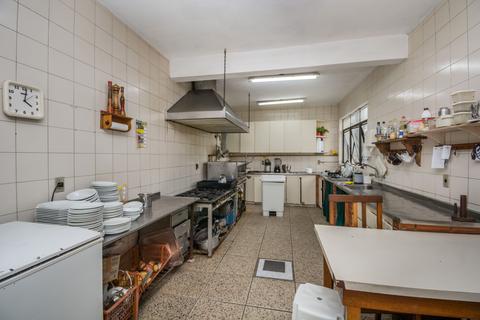 Image 23 - 214531