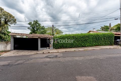 Image 37 - 215102