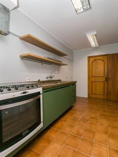 Image 35 - 215228