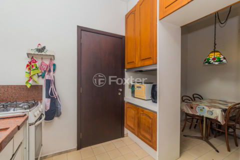 Image 31 - 215641