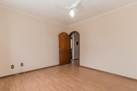 Image 39 - 215915