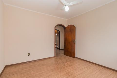 Image 43 - 215915