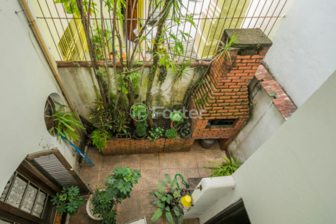 Image 32 - 216032
