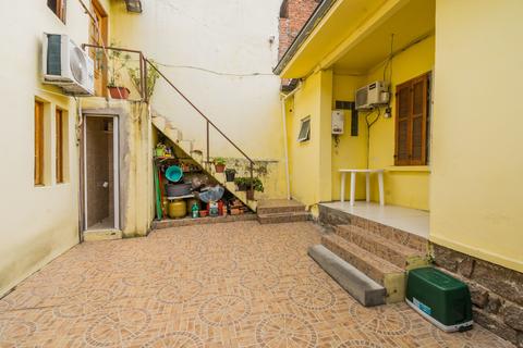 Image 27 - 216097