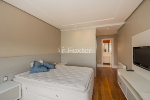 Image 93 - 216174