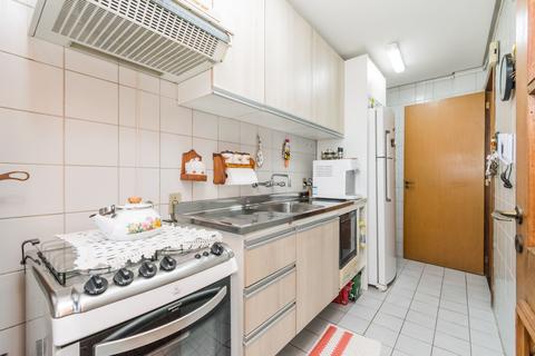 Image 34 - 216348