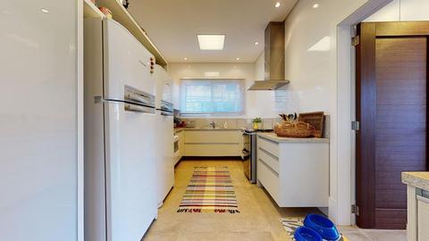 Image 38 - 216360