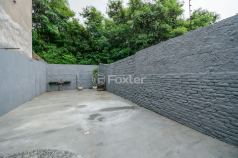 Image 40 - 216526