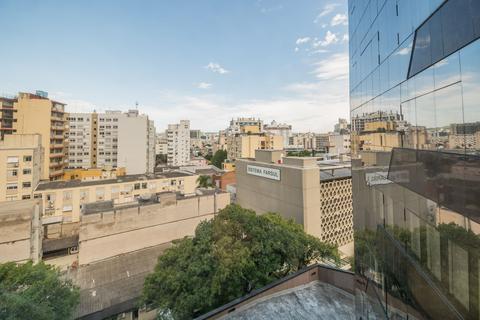 Image 20 - 216780