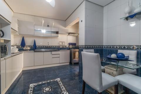 Image 35 - 217567