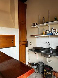 Image 21 - 218225
