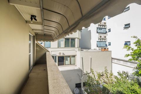 Image 52 - 218277