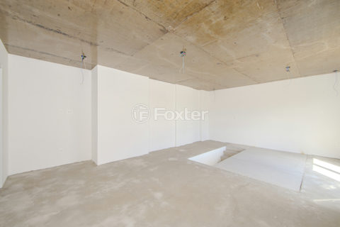 Image 1 - 218395