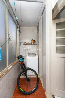 Image 32 - 218854