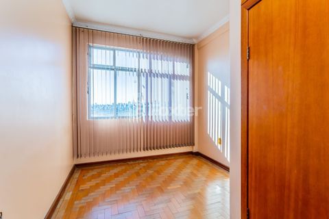 Image 30 - 219204