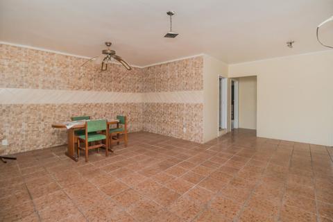 Image 34 - 219580