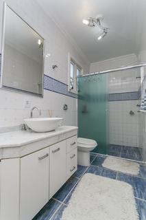 Image 32 - 219841