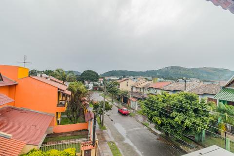 Image 36 - 220005