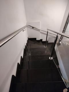 Image 34 - 220557