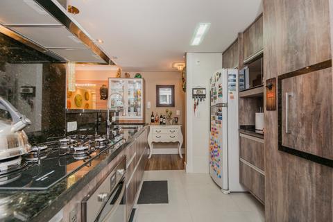 Image 21 - 220580