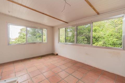 Image 31 - 220684