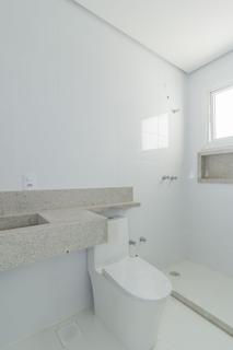 Image 29 - 220835