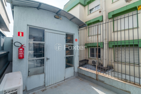 Image 44 - 221238