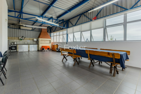 Image 70 - 221523
