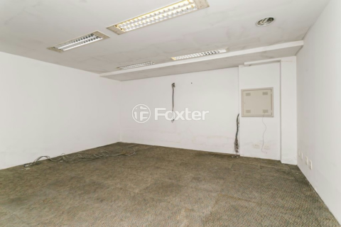 Image 21 - 221596
