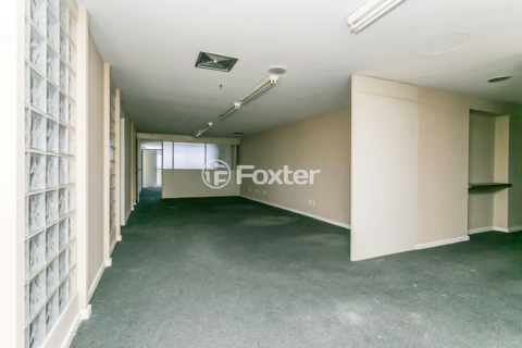 Image 35 - 221598