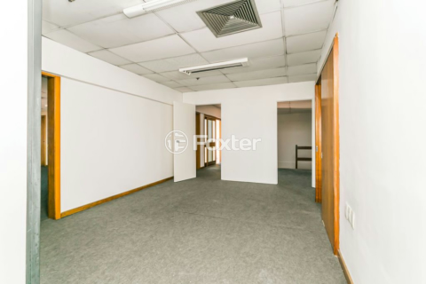 Image 53 - 221598