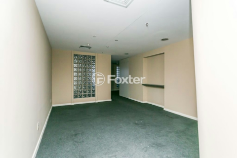 Image 39 - 221599